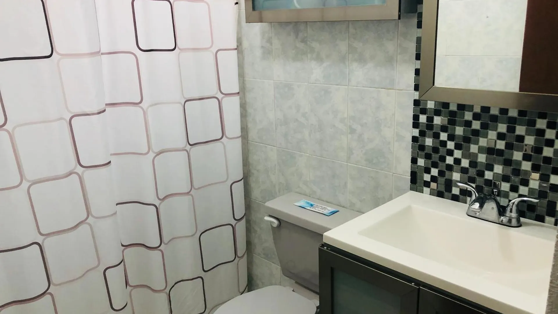 Dom wakacyjny Beautiful Home By The Beach - 3Bedrooms, 2.5Baths Cancún Meksyk